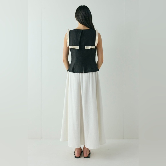 NWT VRG GRL Indra Linen Top in Black - Picture 5 of 14